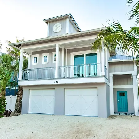 Villa Freckled Fin